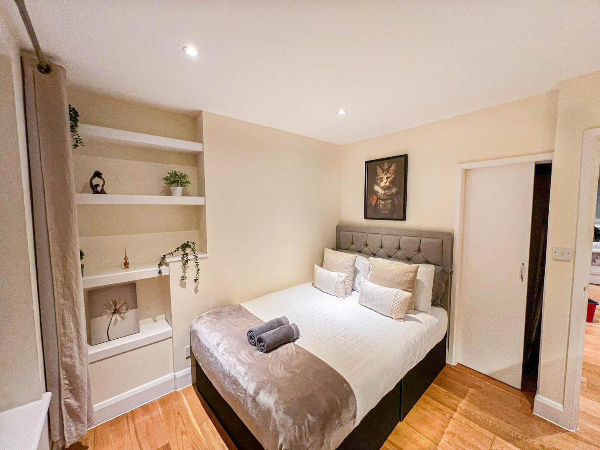 Chic 2-bedroom Flat With Free Wi-fi Few Steps From The Oval Apartament