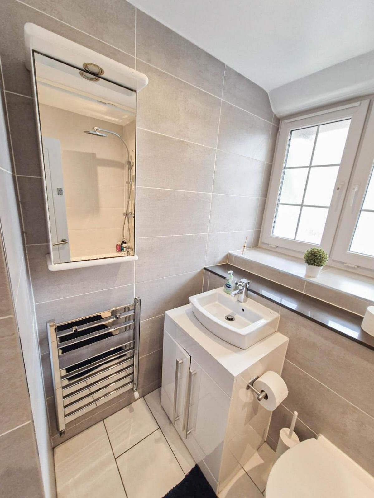 Chic 2-bedroom Flat With Free Wi-fi Few Steps From The Oval Apartament Londra