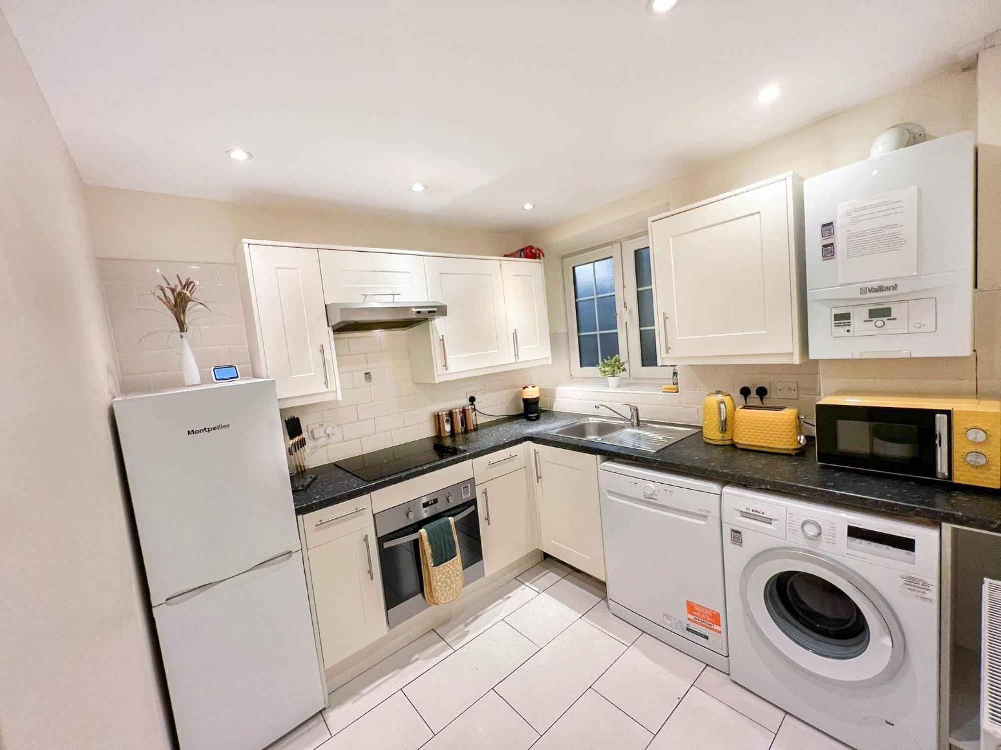 Apartament Chic 2-bedroom Flat With Free Wi-fi Few Steps From The Oval Londra