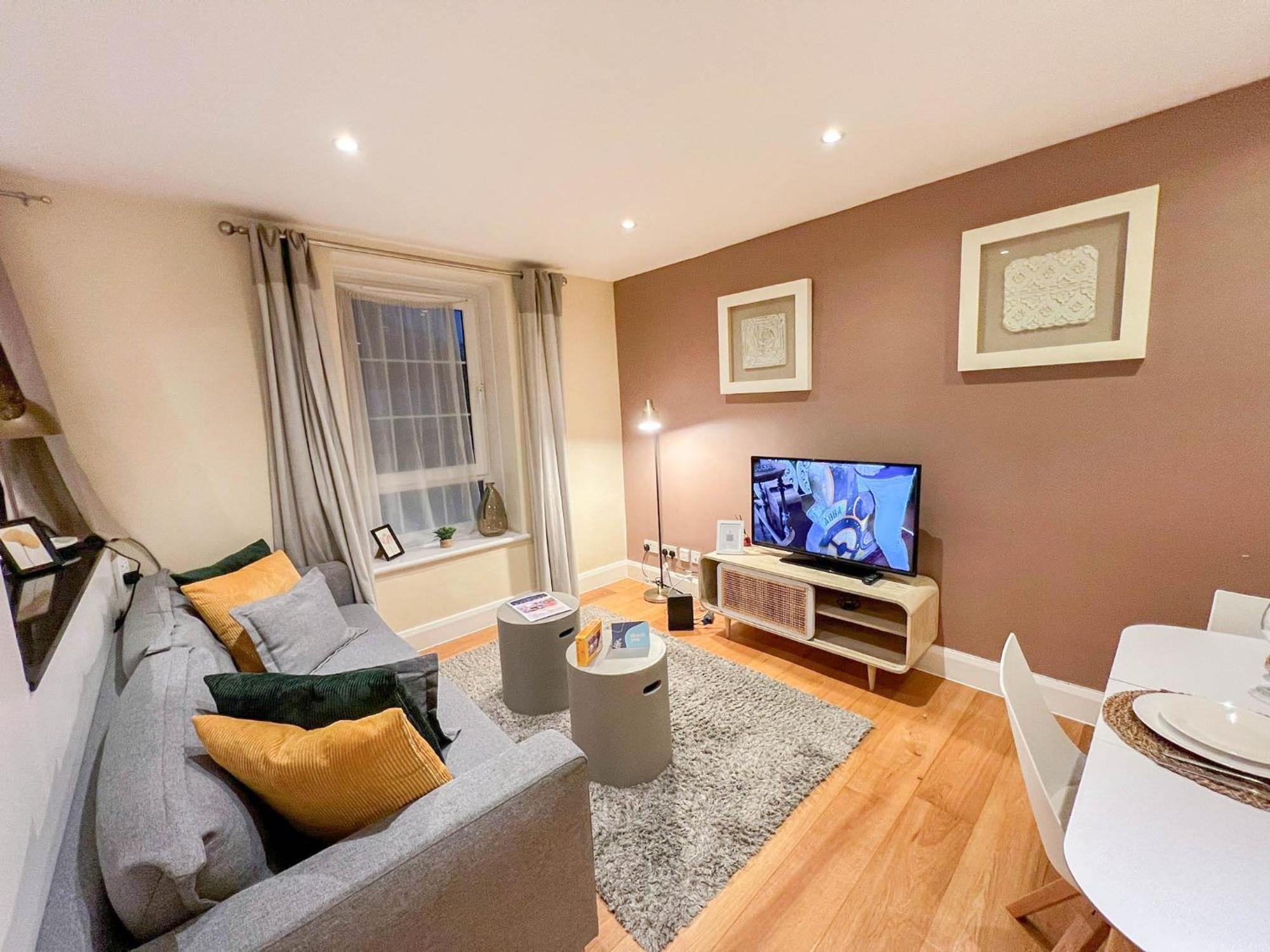 Chic 2-bedroom Flat With Free Wi-fi Few Steps From The Oval Apartament *